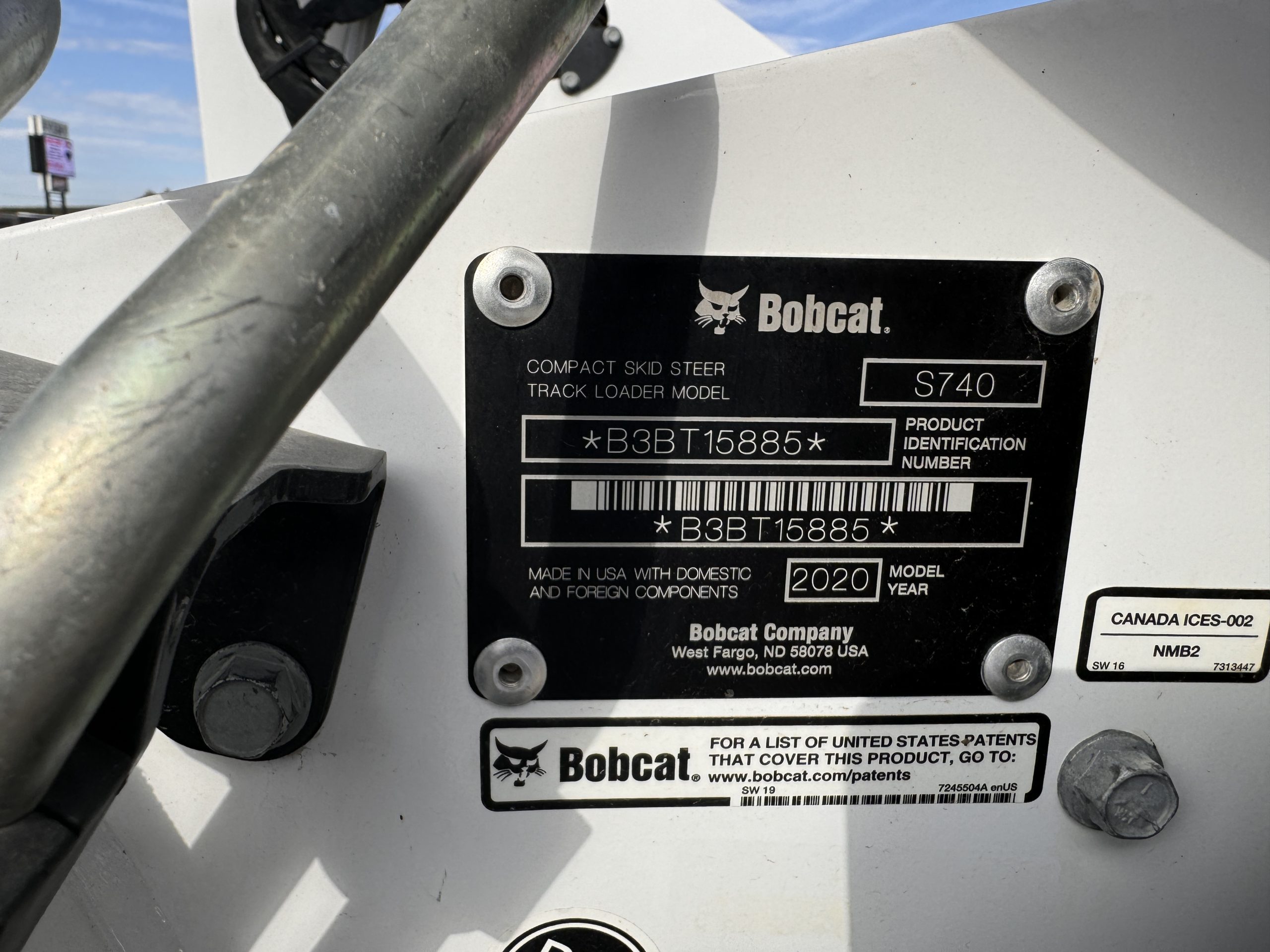 BOBCAT SERIAL PLATE(1)