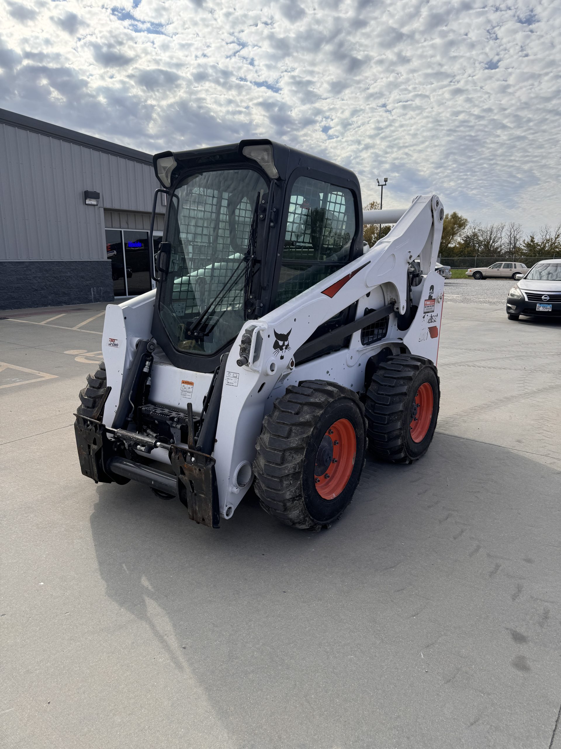 BOBCAT SIDE 1 PROFILE