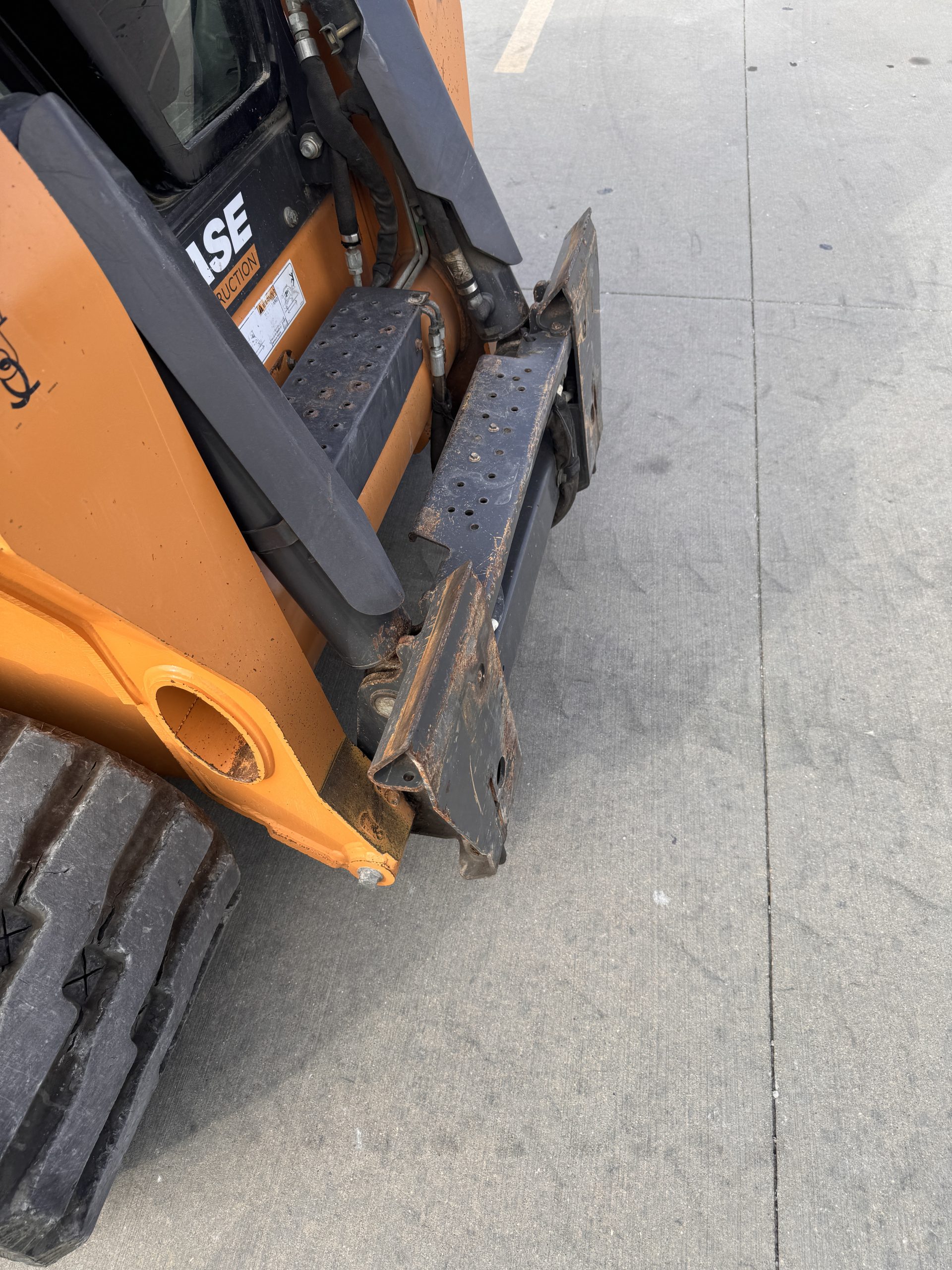 CASE SKID STEER QUICK ATTACH