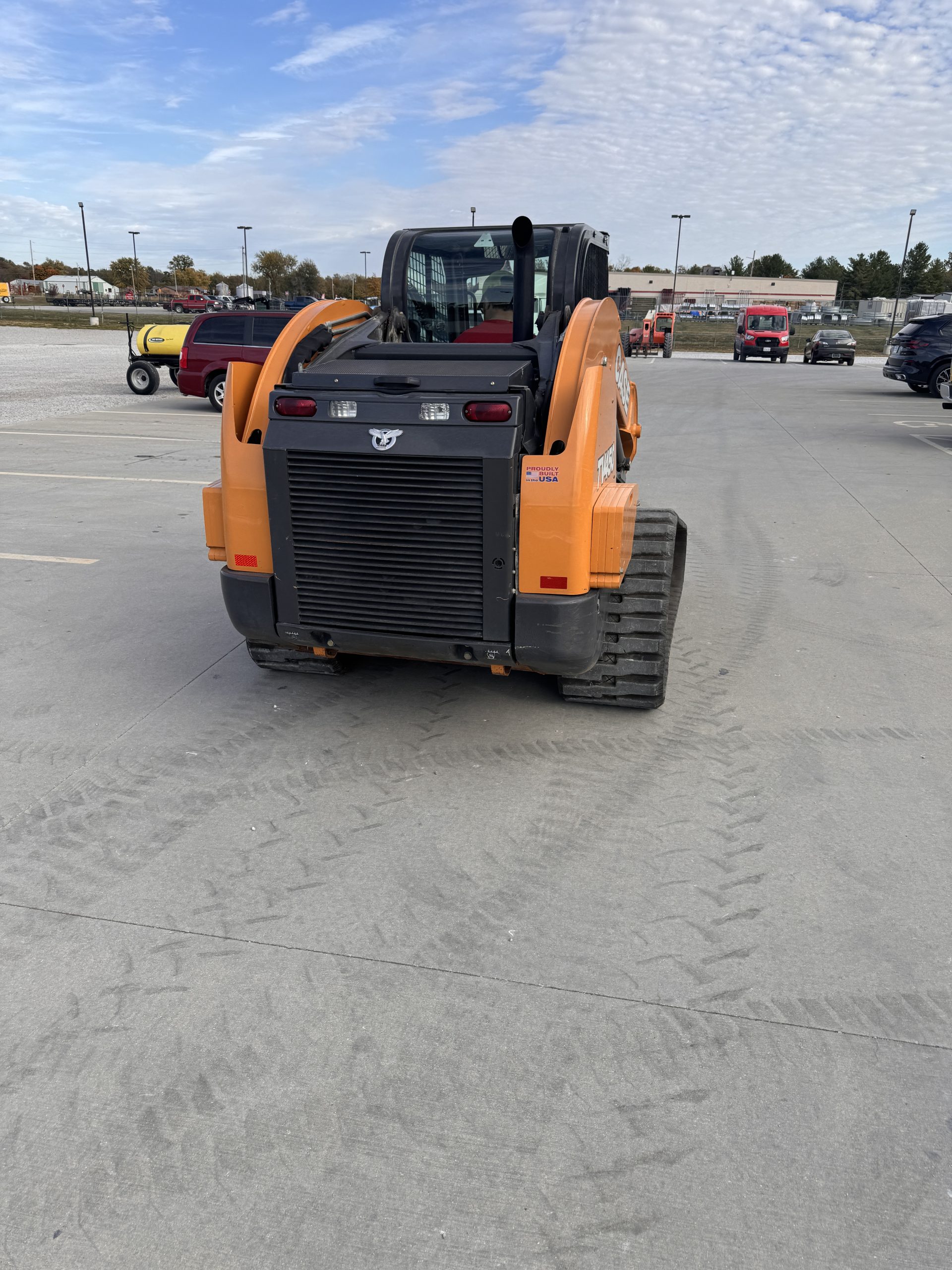 CASE SKID STEER REAR PROFILE