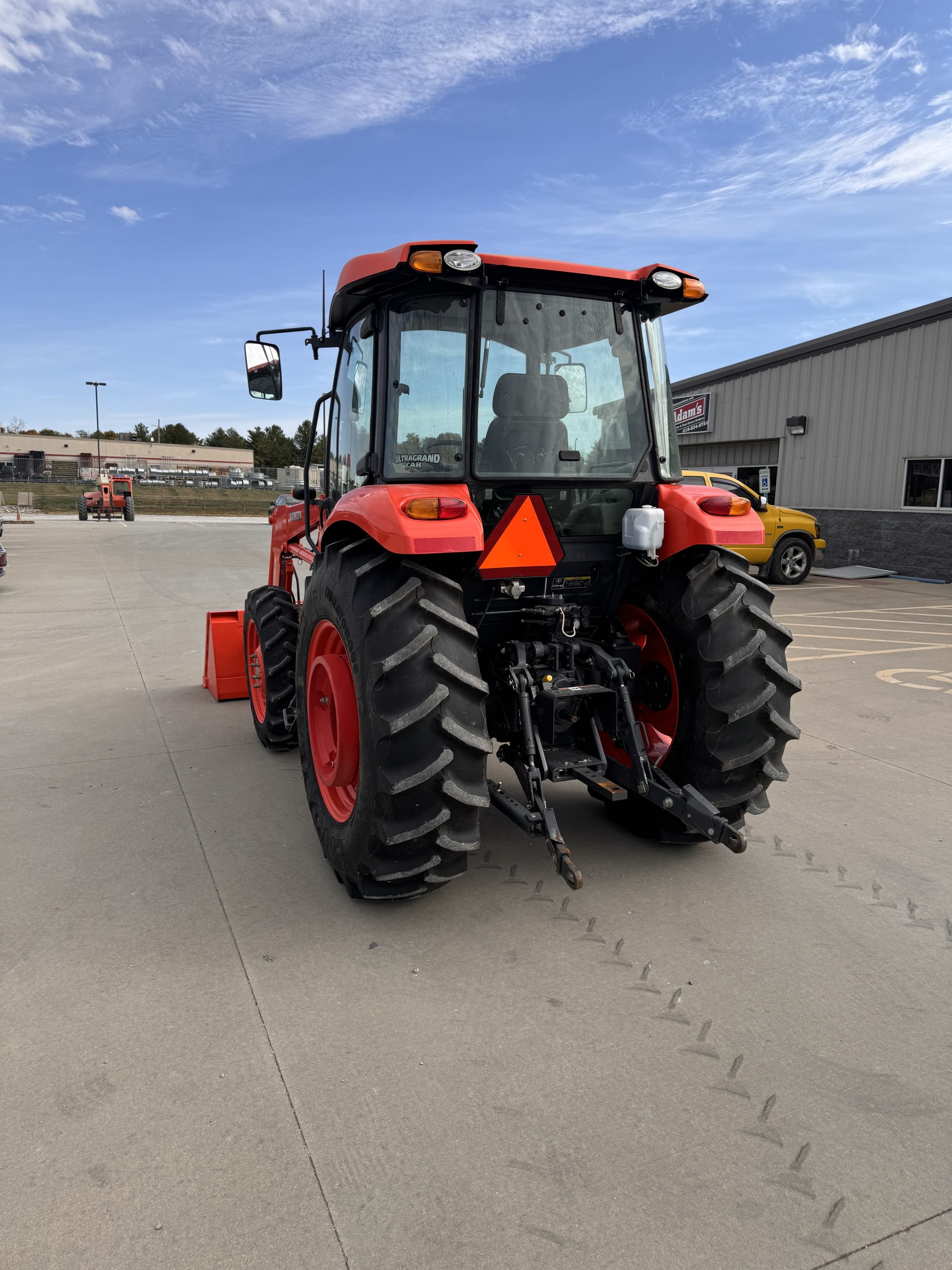 KUBOTA CABBED REAR PROFILE