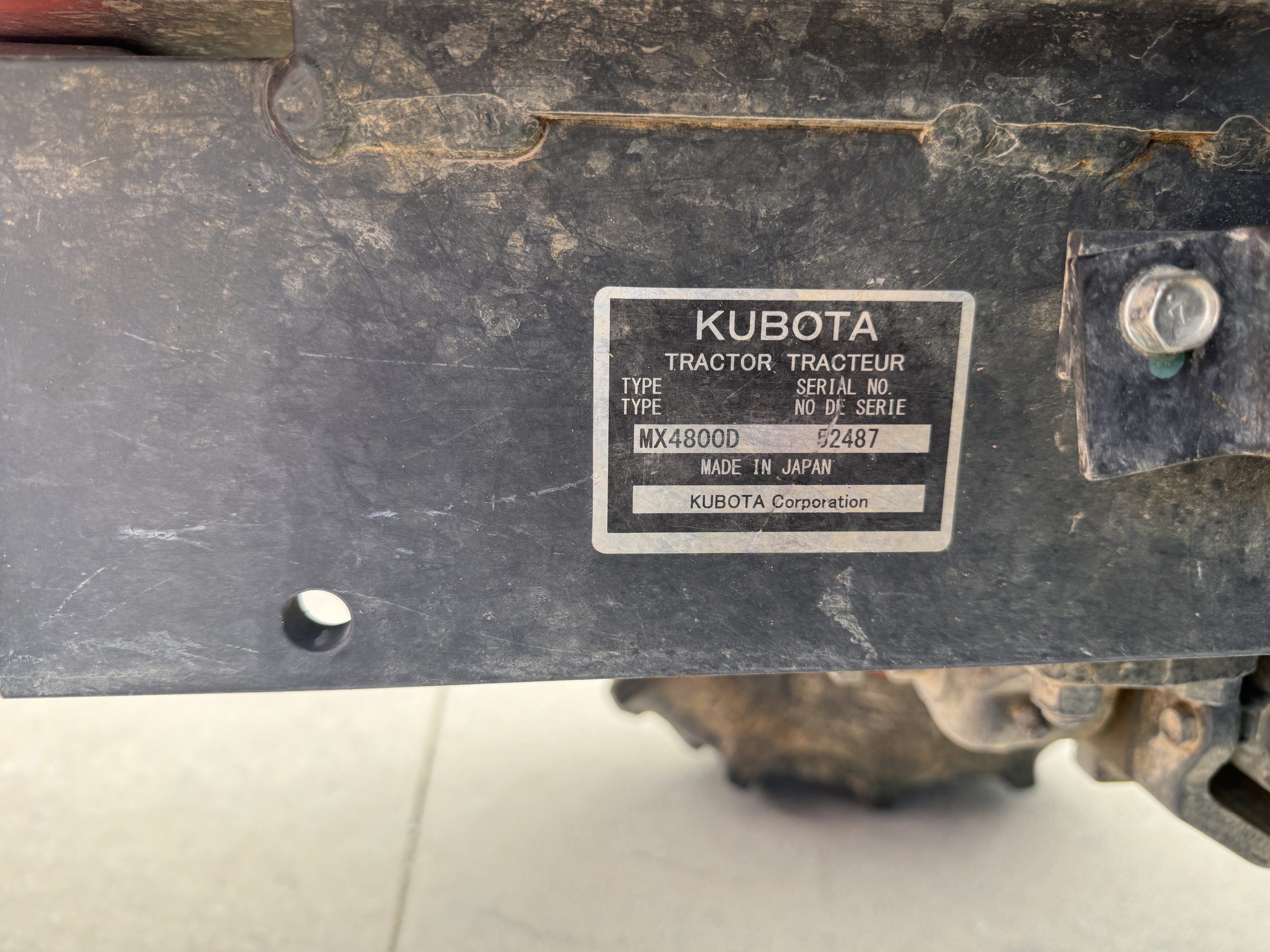 KUBOTA UTILITY SERIAL PLATE