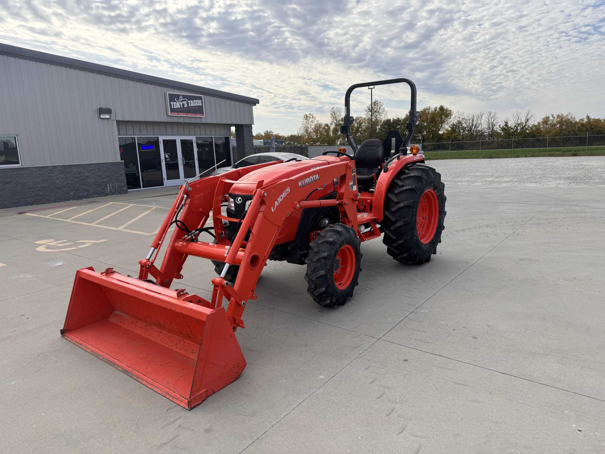 KUBOTA UTILITY SIDE 1 PROFILE